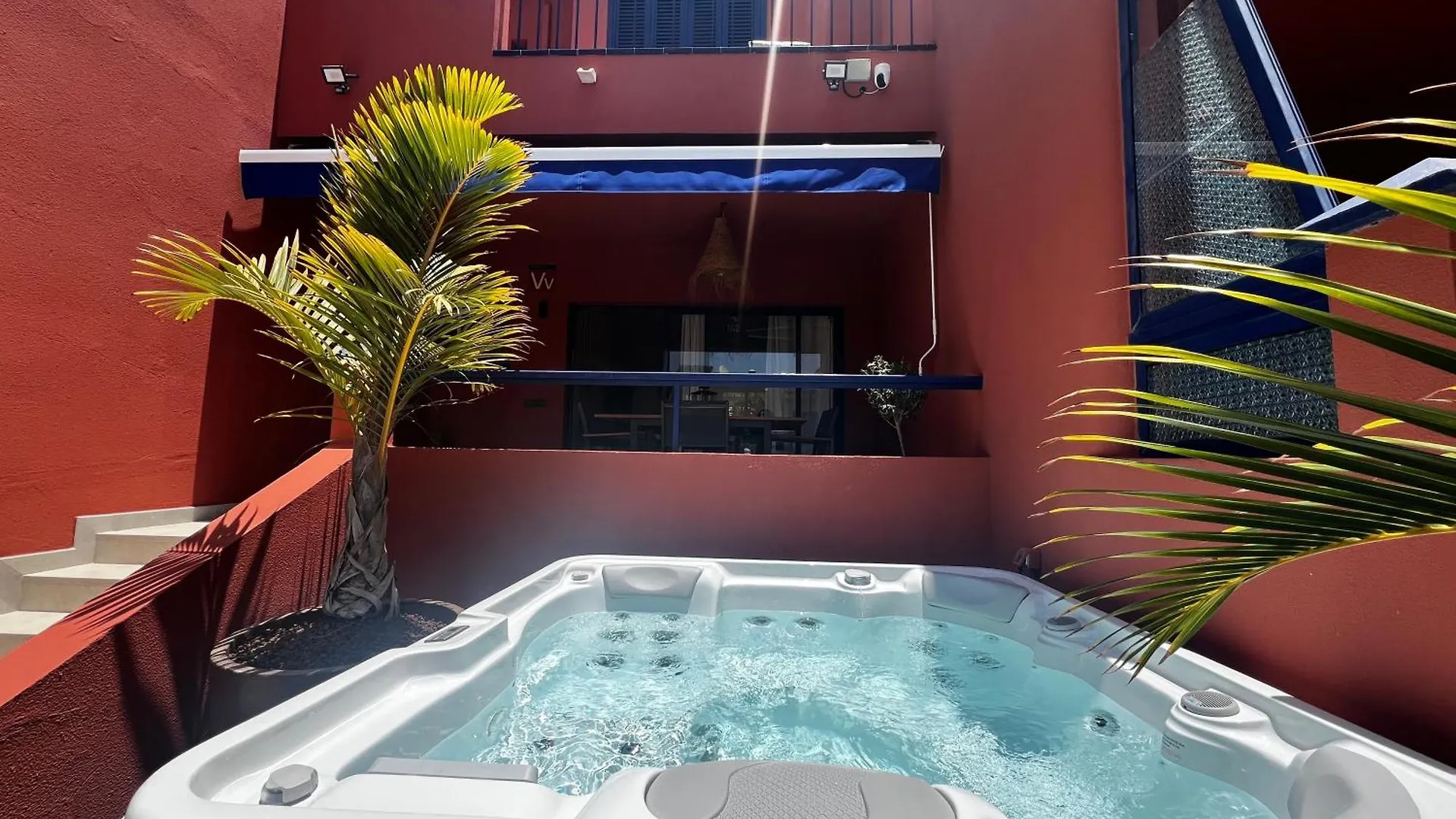 Beach And Golf Holiday Home With Private Jacuzzi Maspalomas  Spanien