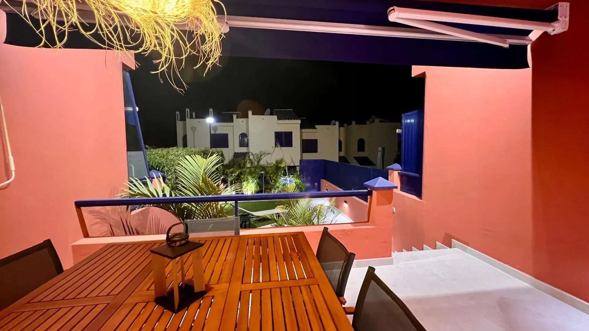 Beach And Golf Holiday Home With Private Jacuzzi Maspalomas