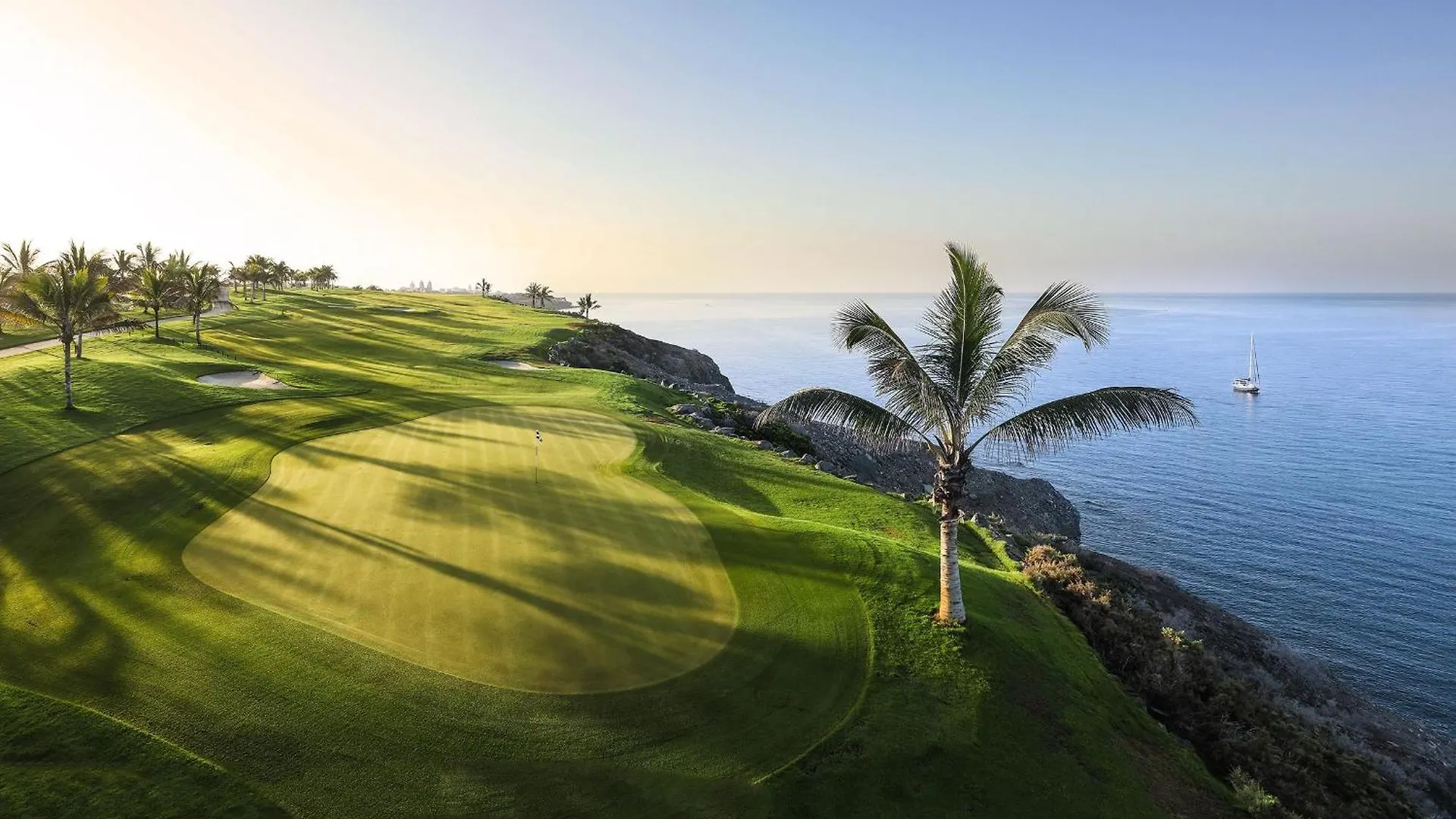 Beach And Golf Holiday Home With Private Jacuzzi Maspalomas